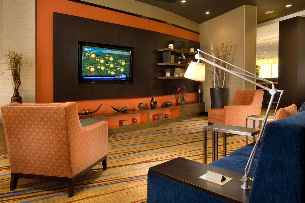 Courtyard By Marriott Tyler Hotel Exterior photo
