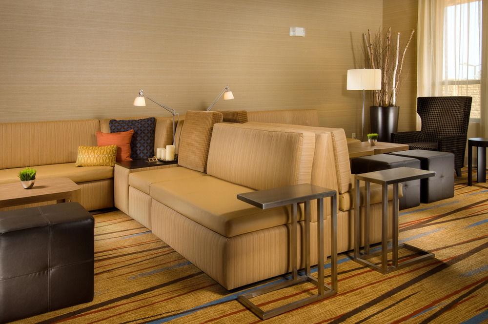 Courtyard By Marriott Tyler Hotel Exterior photo
