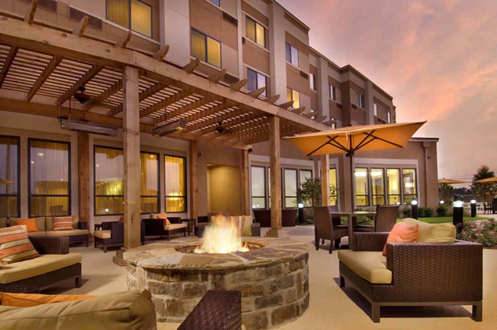 Courtyard By Marriott Tyler Hotel Exterior photo
