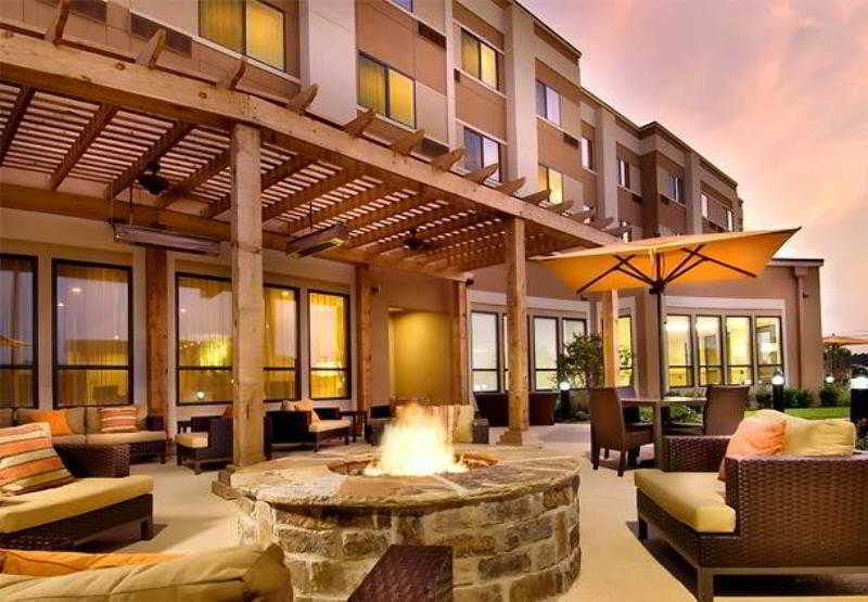 Courtyard By Marriott Tyler Hotel Exterior photo